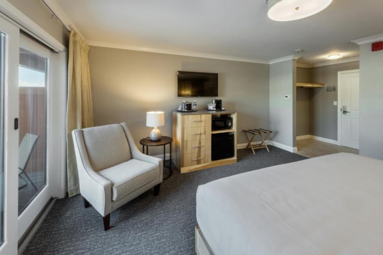 Standard room with balcony