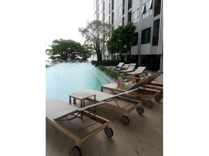 The Base Central Pattaya by Avi
