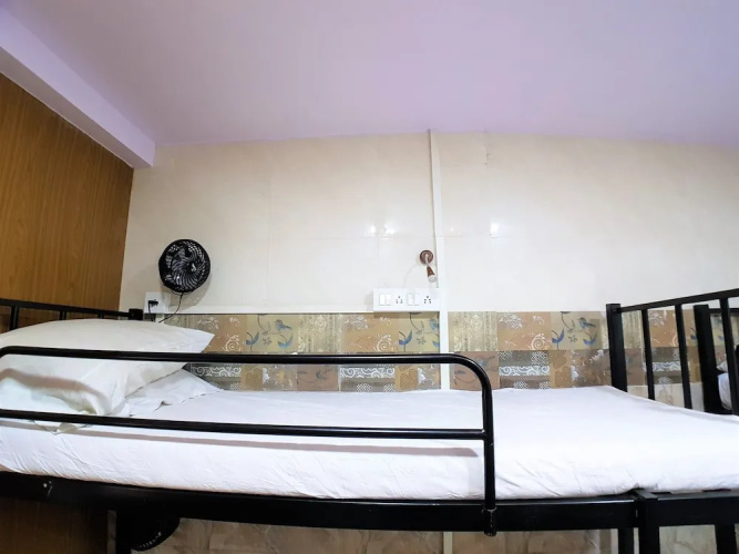 Hexa Super Dorm