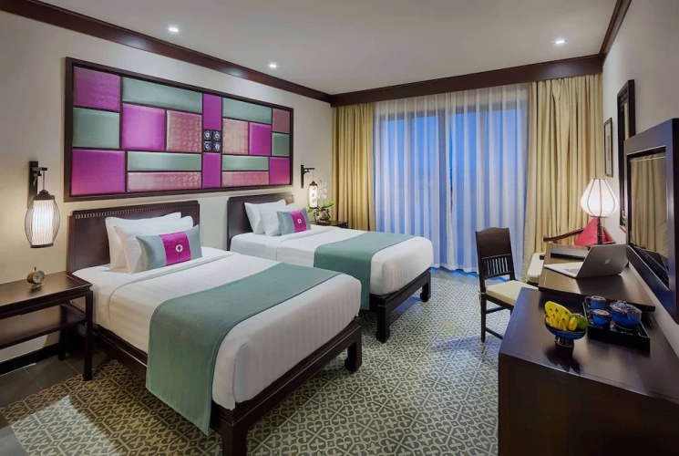 Deluxe Twin room with balcony and with city view