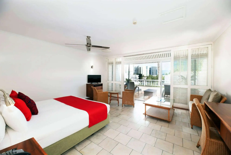 Ramada By Wyndham Cairns City Centre