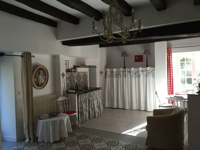Apartment with balcony