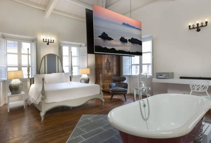 Luxury Villa