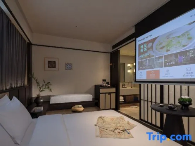 Standard Twin Family room