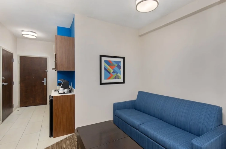 Quadruple Suite