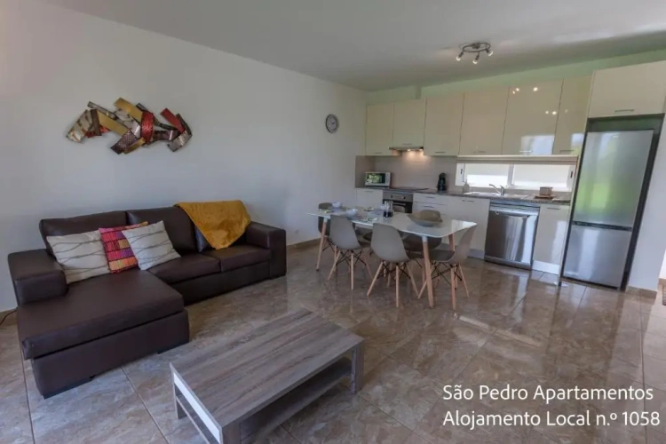 2 Bedrooms Apartment