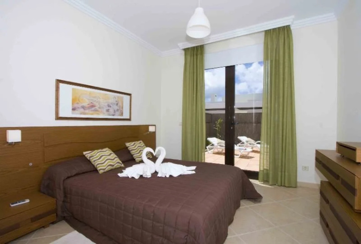 Ereza Las Buganvillas Villas