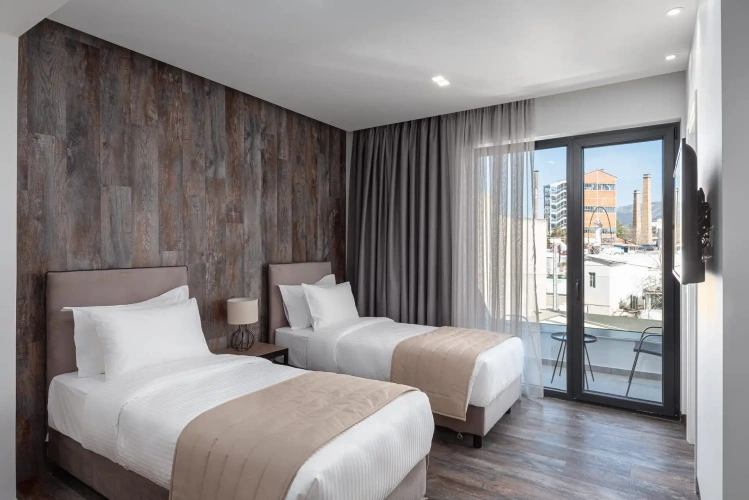 Standard Twin room