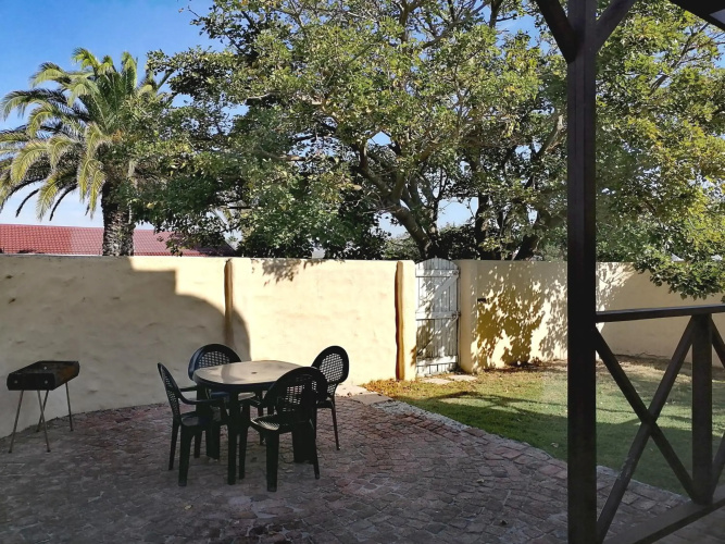 Classic Cape Dutch Studio Apartment