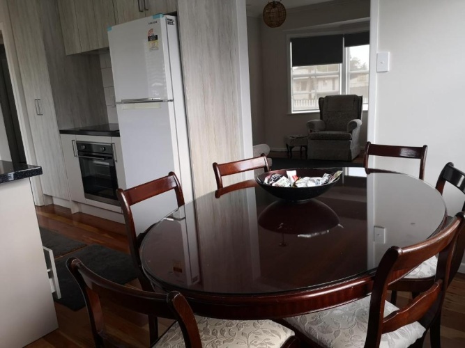 4 Bedrooms Cottage