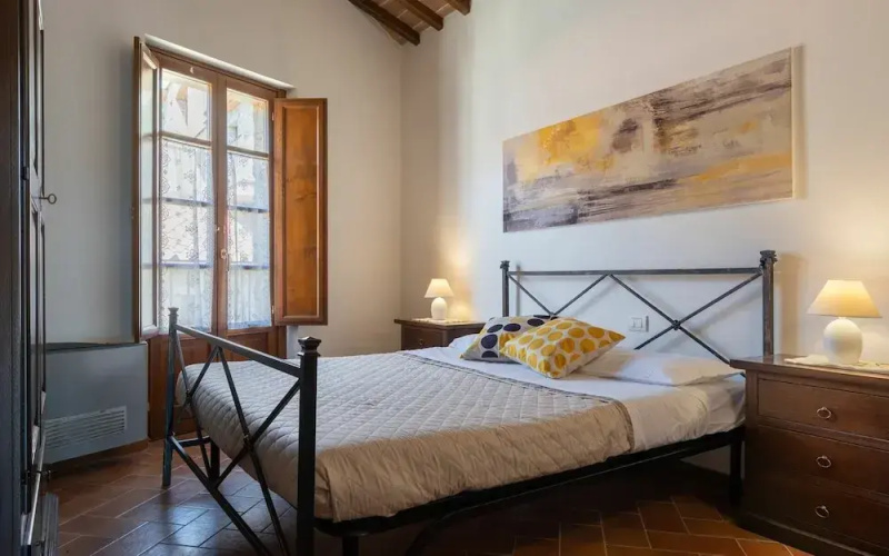 Gaiole Apartment