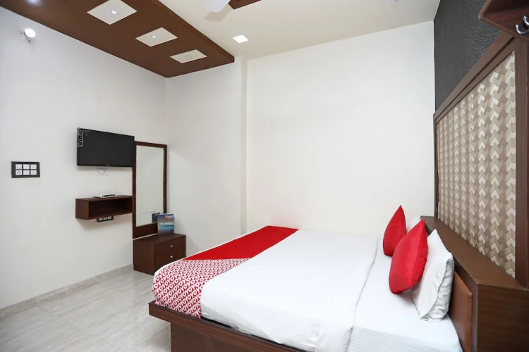 Glorify Stay2 by OYO Rooms