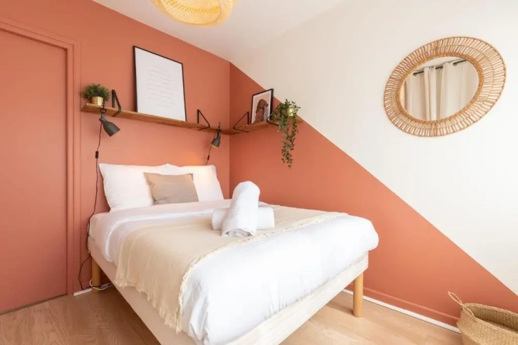 2 Bedrooms Apartment