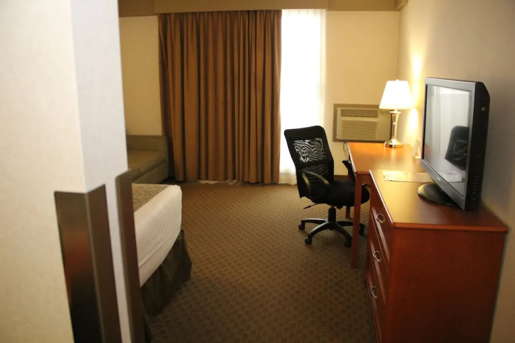 Ramada Edmonton South