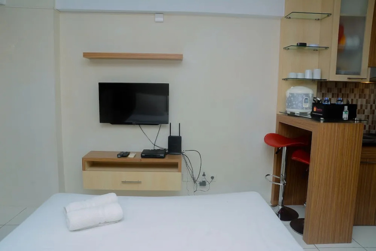 Cozy Studio @ Kebagusan City Apartment