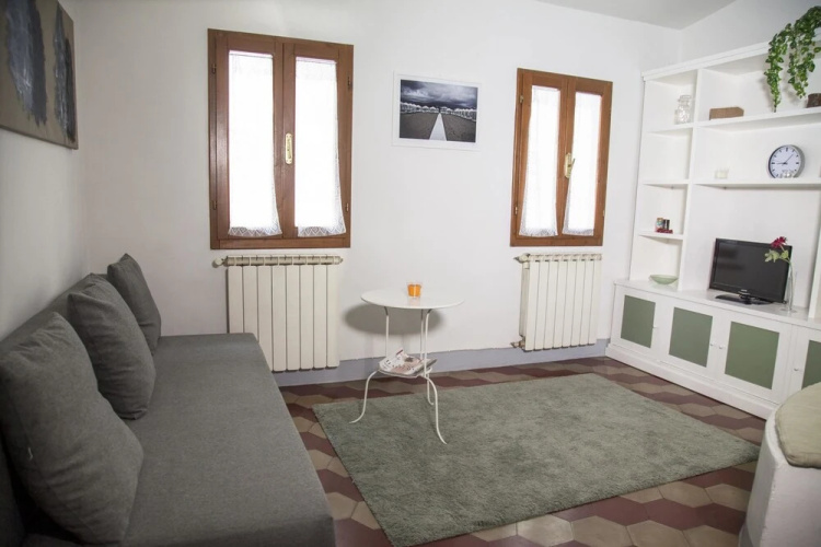 Apartment With one Bedroom in Firenze