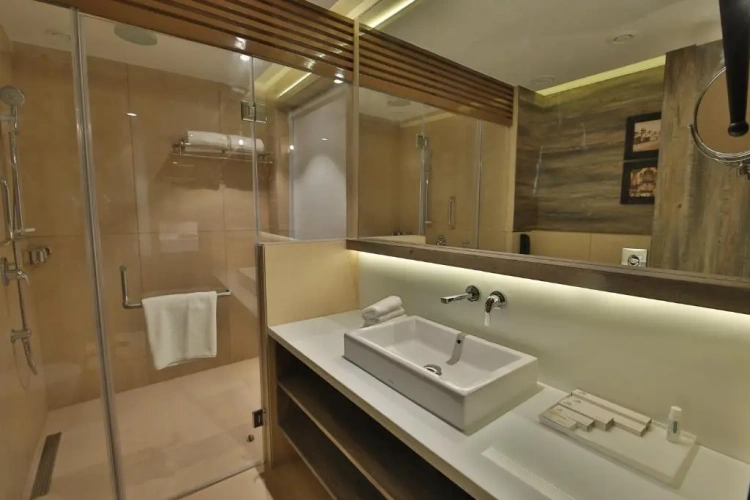 Grand room