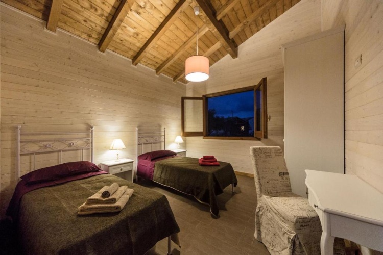 2 Bedrooms Cottage