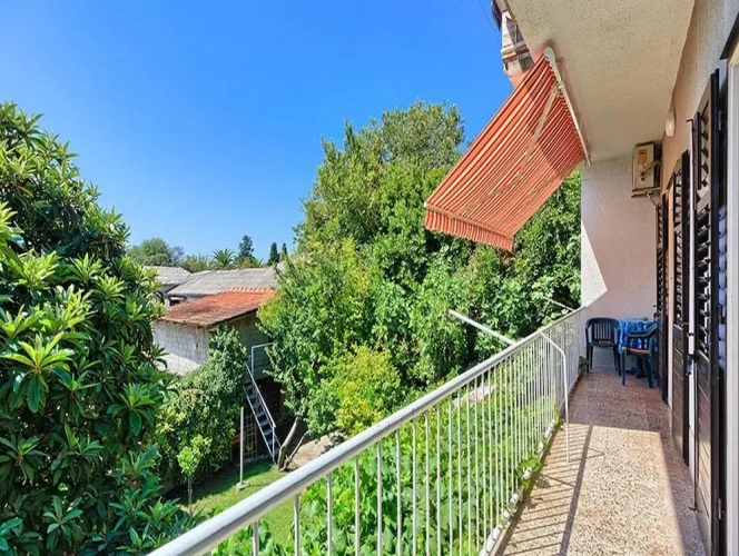 3 Bedrooms Apartment with balcony