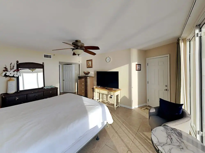 Long Beach Resort Tower II #1203