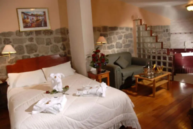 Del Prado Inn