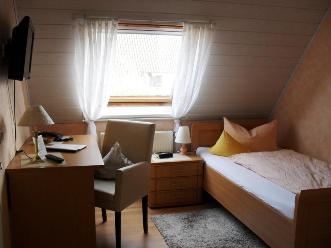 Classic Single room