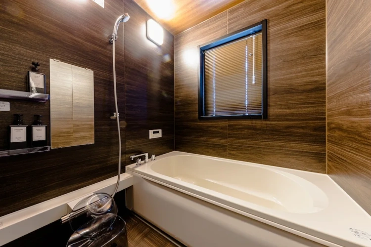 3 Bedrooms Sextuple Villa
