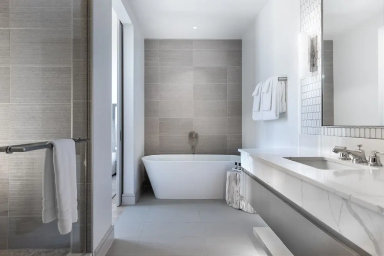 Standard Quadruple room with balcony