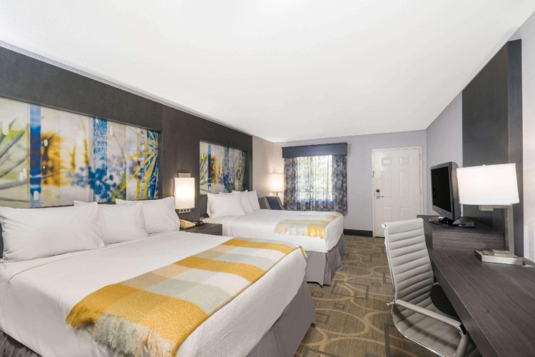 Quadruple Suite