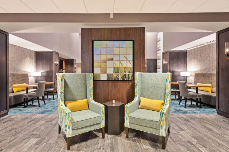 Hampton Inn & Suites North Huntingdon-Irwin
