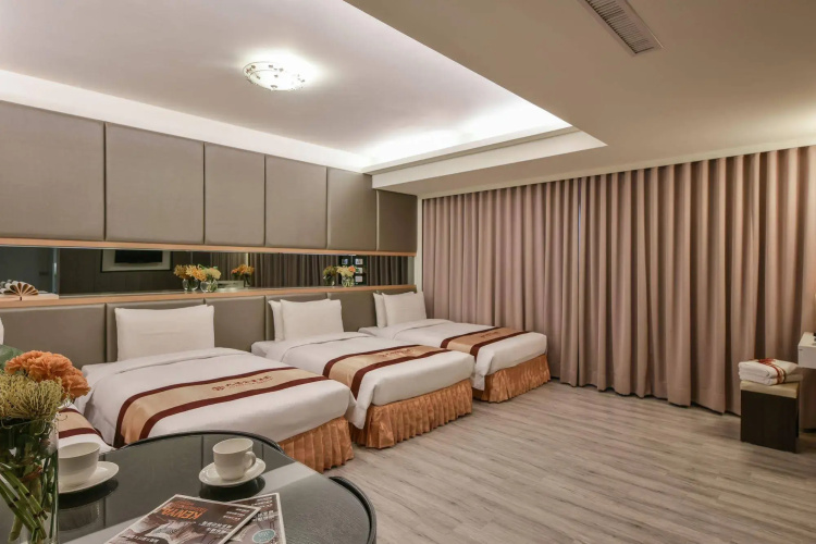 Harmonious Hotel