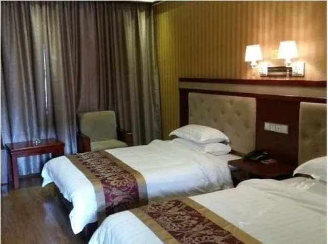 Xiangcaohu Holiday Hotel(金秀香草湖假日酒店)