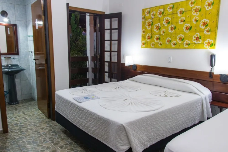 Standard Triple room