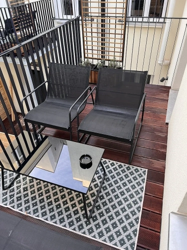 Apartment with balcony