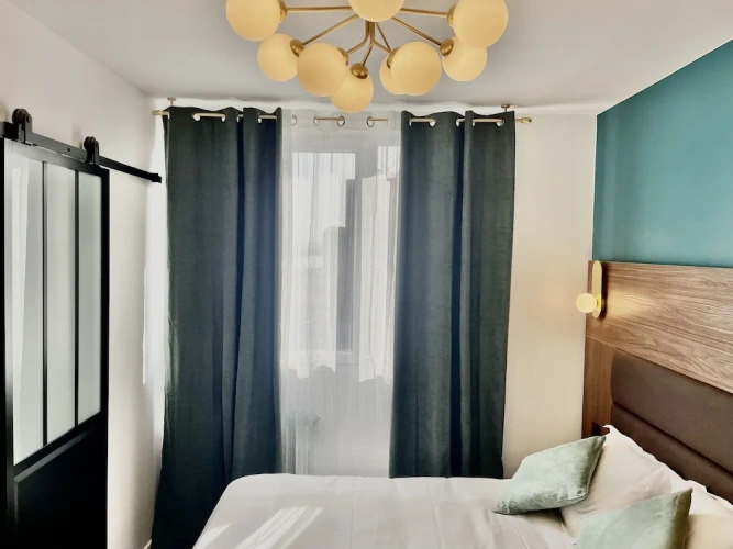 Superior Double room with city view