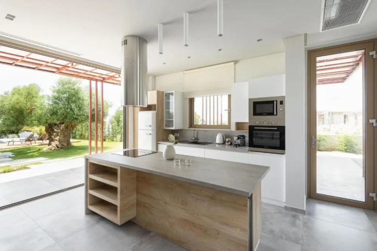 Luria Homes