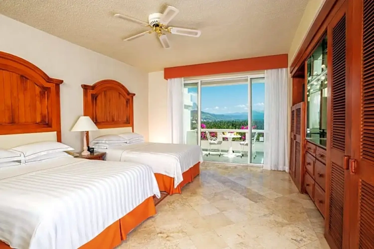 Suite with garden view