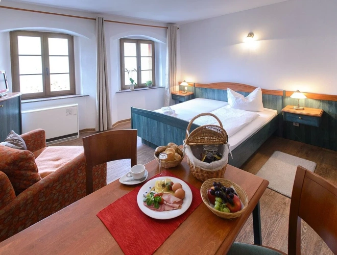 Standard Double room with city view