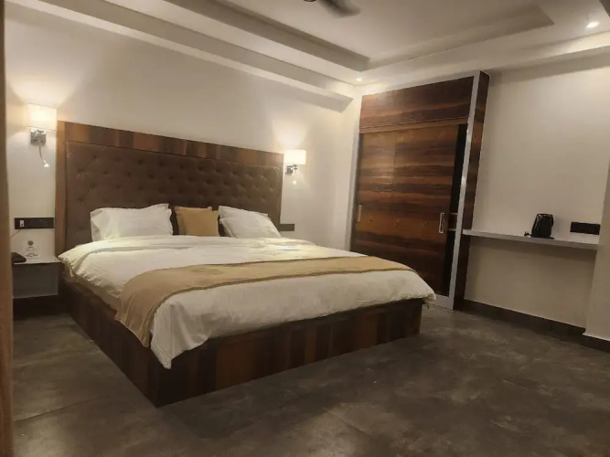 Blue Angel Annexe
