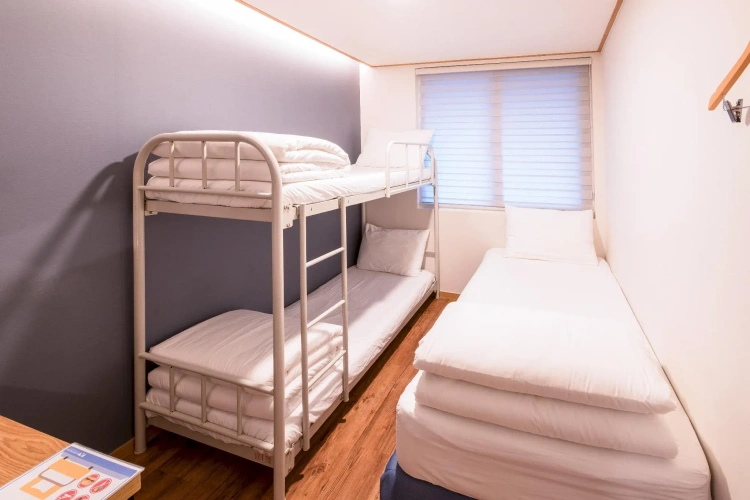 Economy Triple room