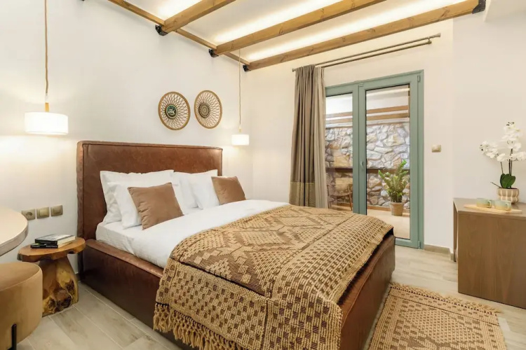 Meydani Suites
