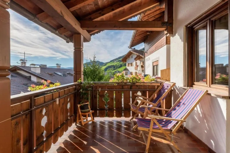 Standard Double room with balcony and with mountain view