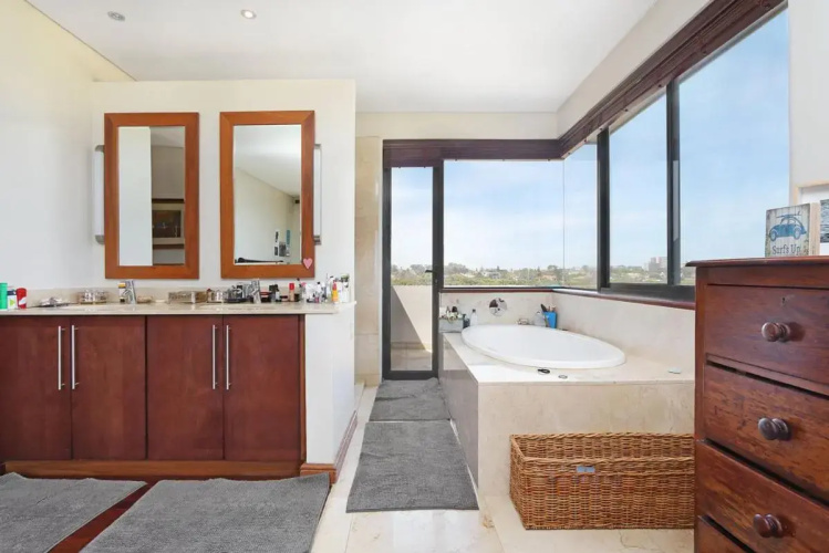 2 Bay Sunset Villa
