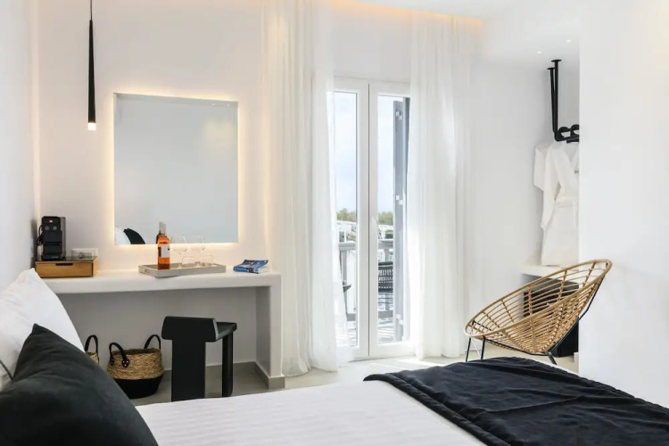 Sunset Windmills Suites