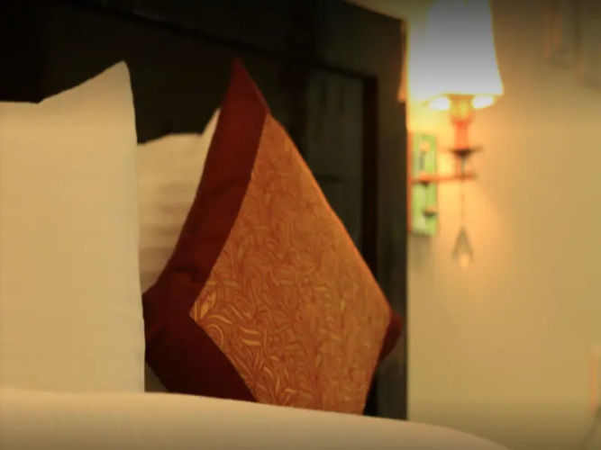 Ezzenza Mahayana Resort & Spa