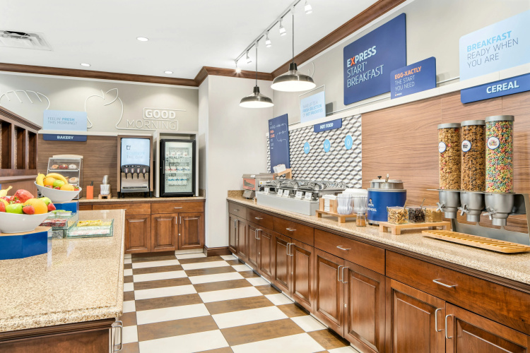 Holiday Inn Express Hotel & Suites Wilmington-Newark photo 29
