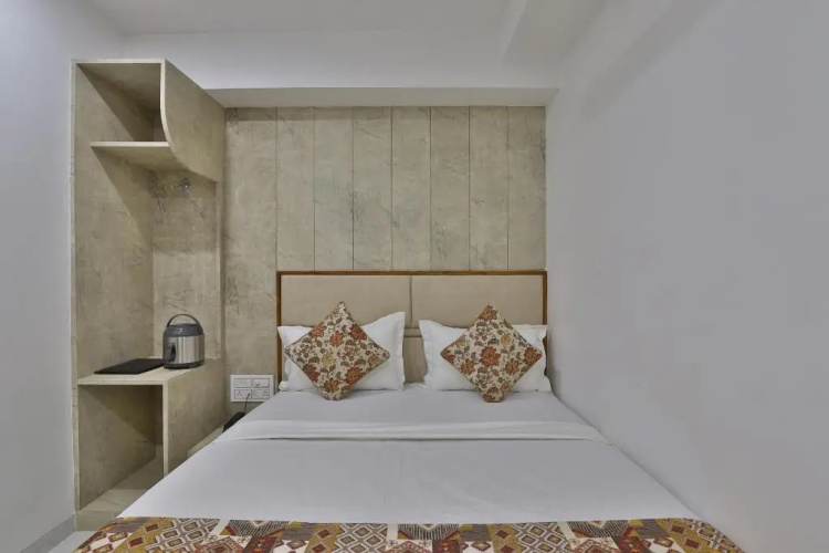 Hotel Legend
