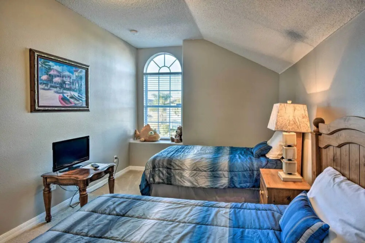 10 Mi to Disney: Resort Home w/ Pool & Spa