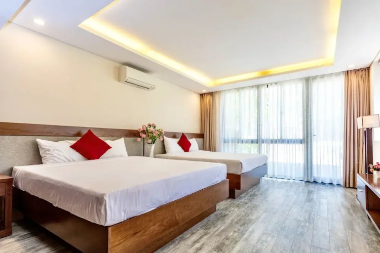 Ocean Villa Danang Beach