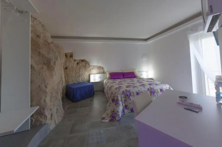 Luxury Triple room